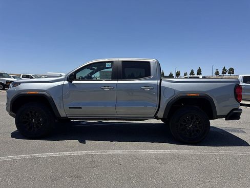 New 2026 GMC Canyon Elevation w/ LPO, Black Badging Package RWD image 5