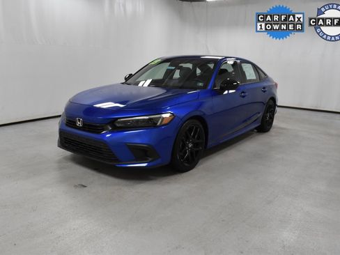 Used 2023 Honda Civic Sport image 2