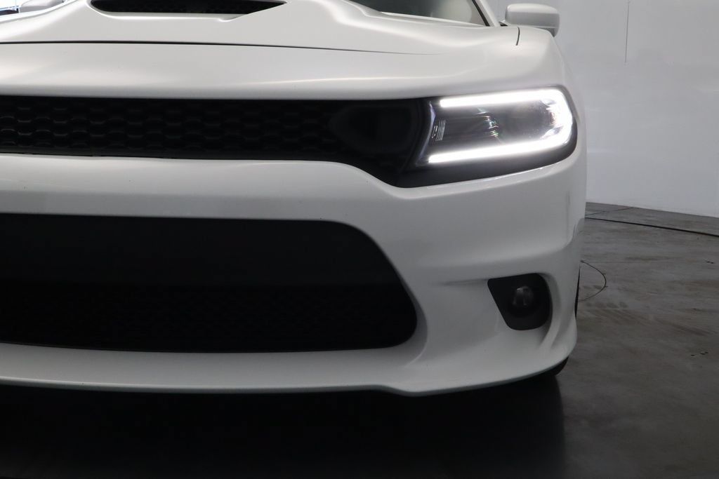 Used 2022 Dodge Charger R/T w/ Plus Group RWD image 8