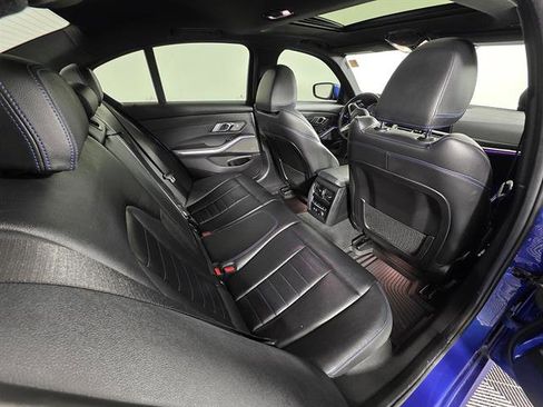 Used 2020 BMW 330i xDrive Sedan w/ M Sport Package AWD/4WD image 16