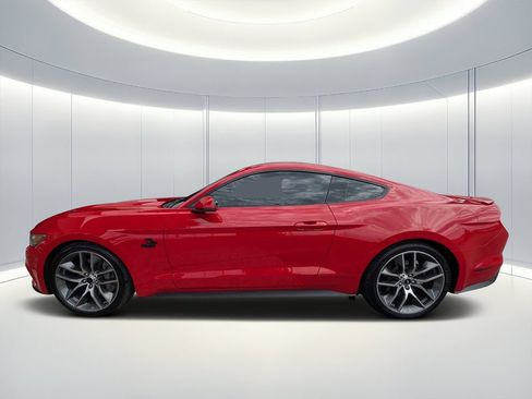 Used 2017 Ford Mustang GT Premium RWD image 7