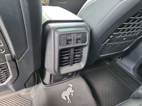 Used 2025 Ford Bronco Badlands AWD/4WD image 11