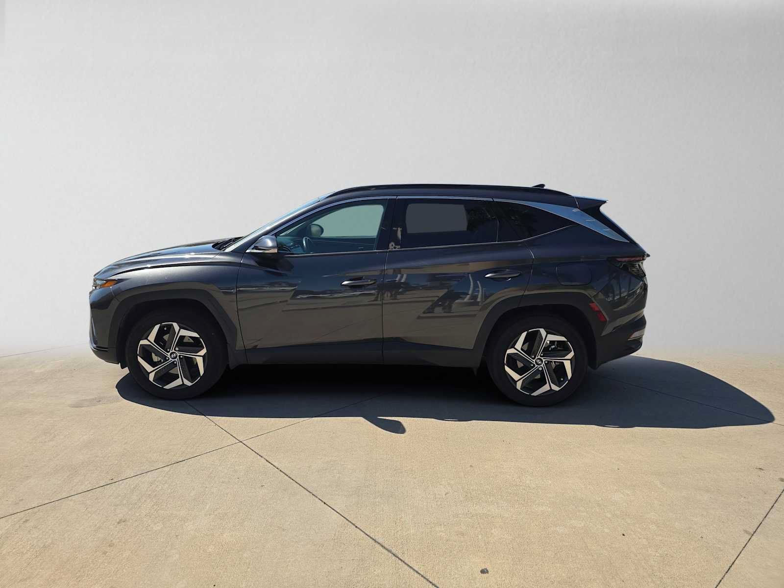 Used 2023 Hyundai Tucson Limited AWD/4WD image 6