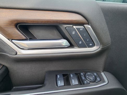 Certified 2024 Chevrolet Silverado 3500 High Country w/ Technology Package image 11