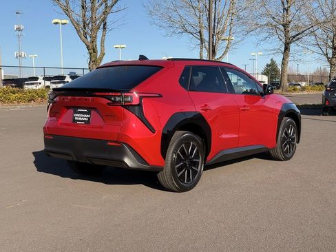 New 2026 Subaru Solterra Premium w/ Premium Convenience Package image 7