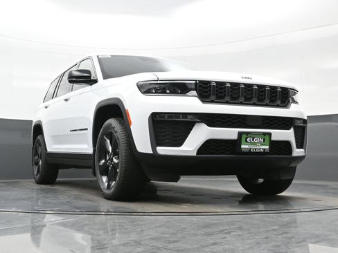 New 2026 Jeep Grand Cherokee L Limited w/ Limited Altitude Package AWD/4WD image 21