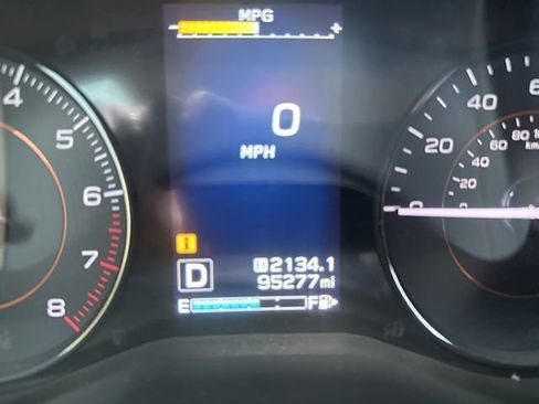 Used 2018 Subaru Crosstrek 2.0i Premium AWD/4WD image 7