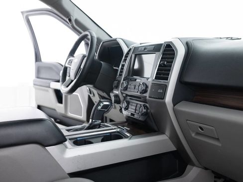 Used 2016 Ford F150 Lariat AWD/4WD image 31