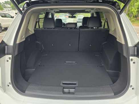 New 2026 Nissan Rogue Platinum AWD/4WD image 25