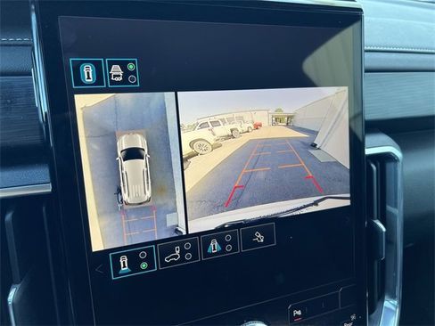 Used 2025 GMC Acadia Elevation image 15