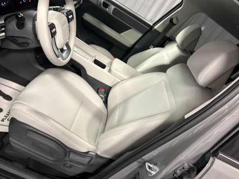 Used 2026 Hyundai Santa Fe SE image 10