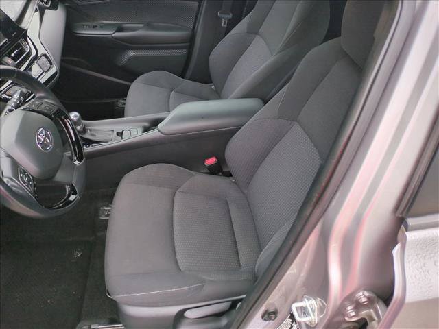Used 2018 Toyota C-HR XLE FWD image 15