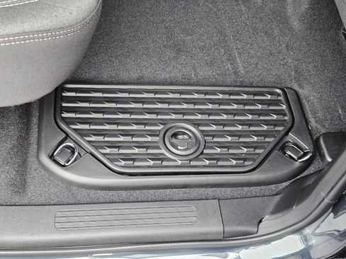 New 2026 RAM 1500 Big Horn AWD/4WD image 17