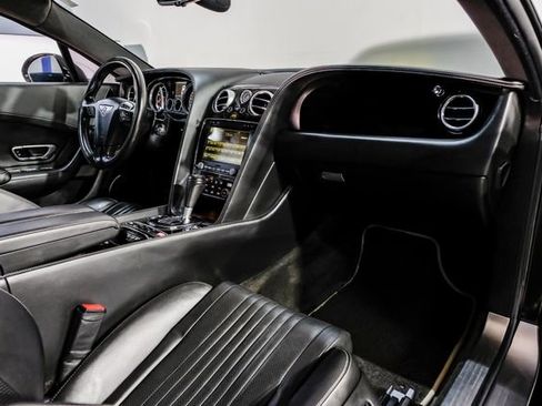 Used 2016 Bentley Continental GT image 19