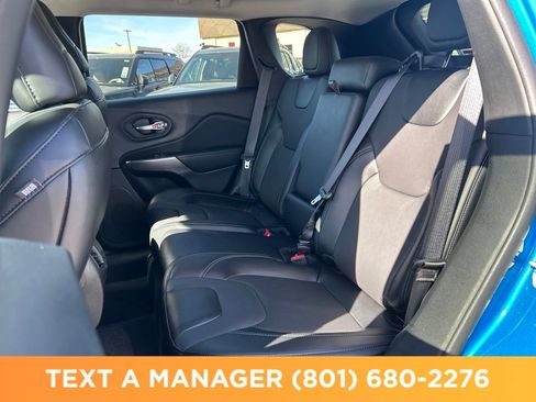 Used 2022 Jeep Cherokee Latitude Lux AWD/4WD image 22