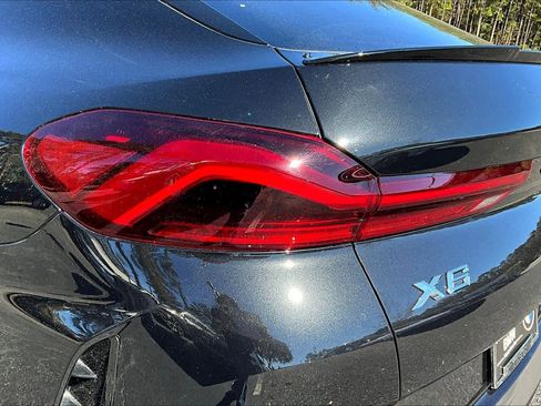 Certified 2025 BMW X6 xDrive40i image 28