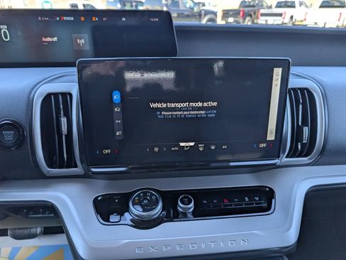 Used 2026 Ford Expedition Max Active RWD image 38
