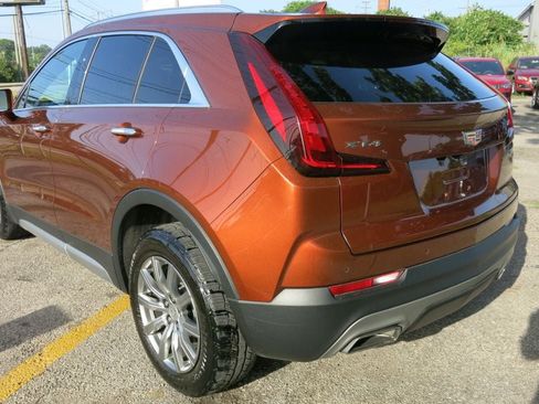 Used 2019 Cadillac XT4 Premium Luxury FWD image 3