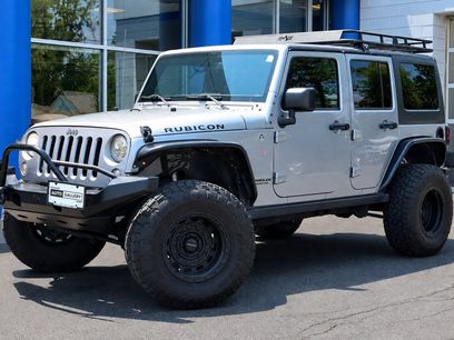 Used 2015 Jeep Wrangler Unlimited Rubicon w/ Connectivity Group