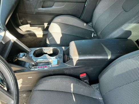 Used 2016 GMC Terrain SLE FWD image 25