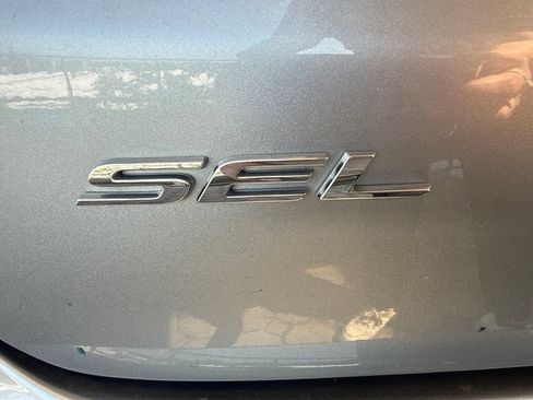 Used 2024 Ford Edge SEL w/ Convenience Package AWD/4WD image 12