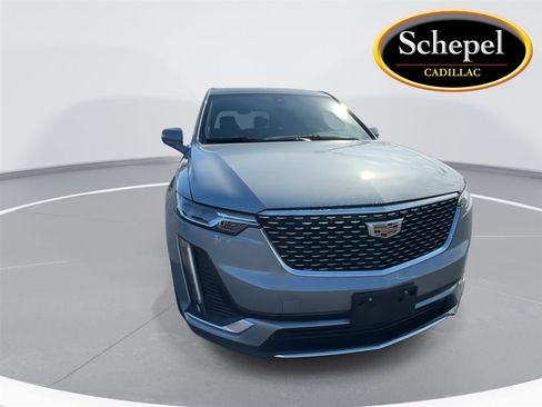 Certified 2024 Cadillac XT6 Premium Luxury AWD/4WD image 3