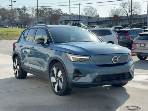 Certified 2023 Volvo XC40 Recharge Ultimate image 7