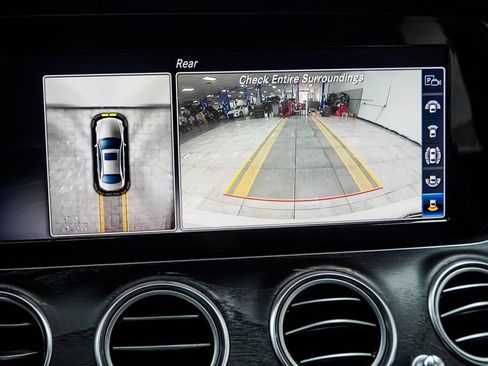 Used 2019 Mercedes-Benz E 300 image 28