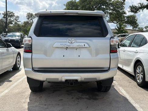 Used 2024 Toyota 4Runner SR5 image 6