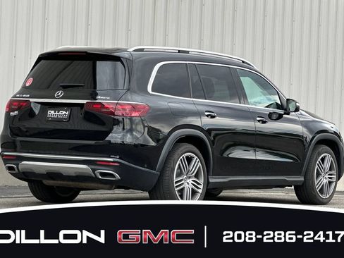 Used 2024 Mercedes-Benz GLS 450 4MATIC image 4