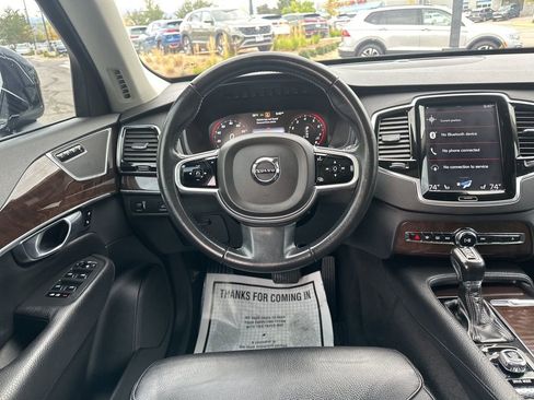 Used 2018 Volvo XC90 T6 Momentum w/ Convenience Package image 13