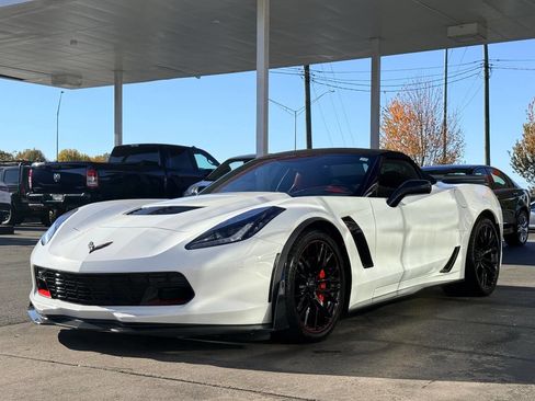 Used 2016 Chevrolet Corvette Z06 w/ 3LZ Preferred Equipment Group image 13