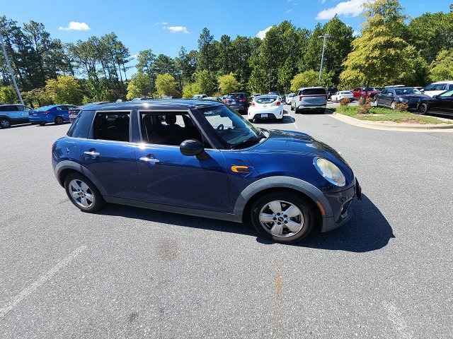 Used 2016 MINI Cooper 4-Door Hardtop FWD image 17