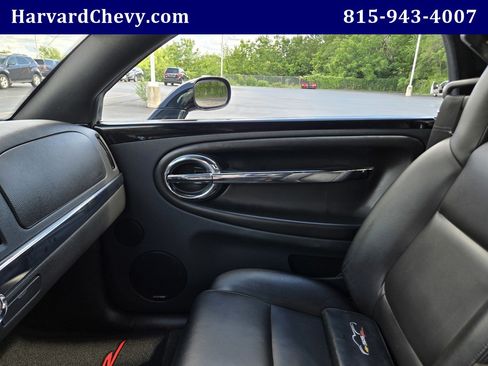 Used 2006 Chevrolet SSR w/ Preferred Equipment Group RWD image 31