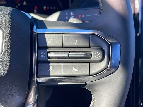 New 2026 GMC Acadia Elevation image 22