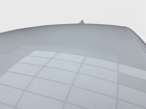 Used 2025 Genesis G70 2.5T image 13