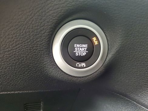 New 2026 Chrysler Pacifica Select image 20