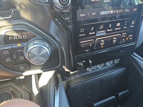 Used 2025 RAM 1500 Limited image 17