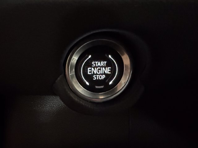 Used 2025 Chevrolet Suburban Z71 AWD/4WD image 11