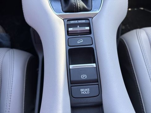 New 2026 Honda HR-V EX-L image 34