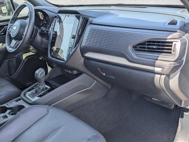 Used 2025 Subaru Forester Limited AWD/4WD image 22