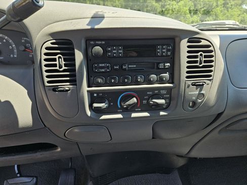 Used 2002 Ford F150 XL RWD image 12