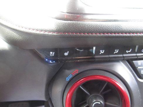 Used 2020 Chevrolet Blazer RS AWD/4WD image 27