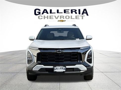New 2026 Chevrolet Equinox ACTIV image 3