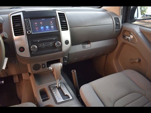 Used 2019 Nissan Frontier S image 29