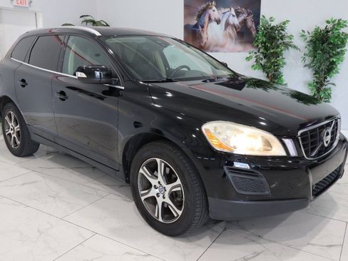 Used 2013 Volvo XC60 T6 AWD/4WD image 1