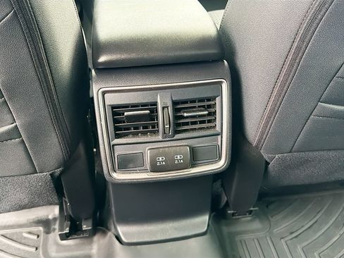 Used 2023 Subaru Forester Premium AWD/4WD image 22