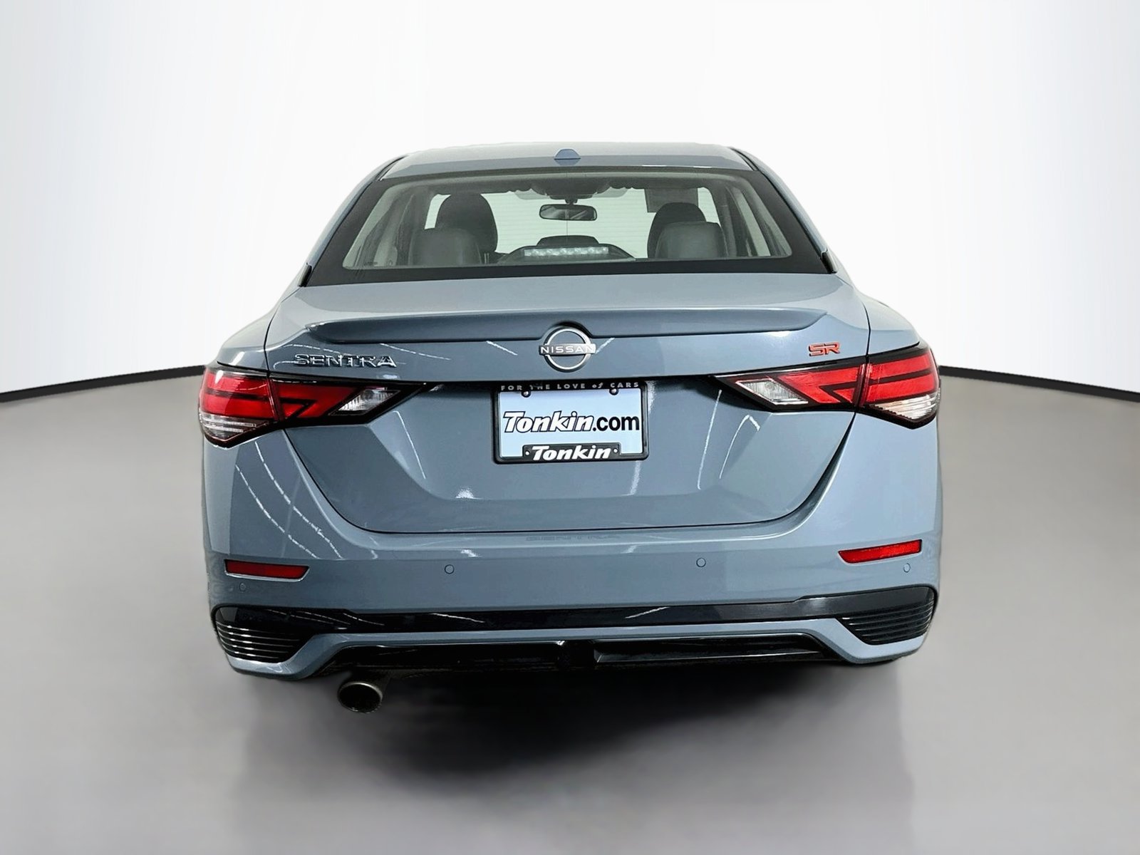 Used 2025 Nissan Sentra SR w/ SR Premium Package FWD image 7