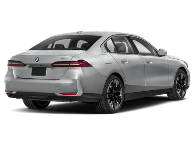 Used 2024 BMW 530i w/ Premium Package RWD image 2