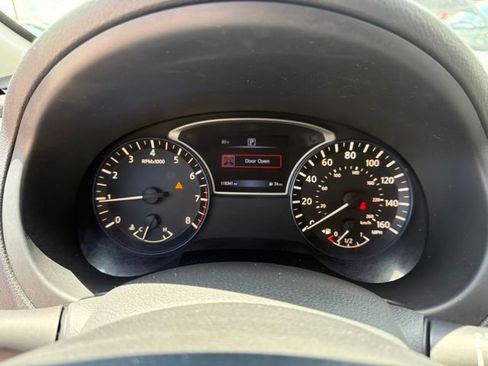Used 2016 Nissan Altima 2.5 SR FWD image 11
